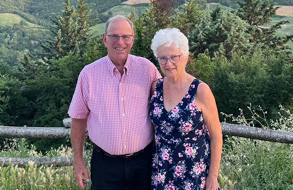 Geoff and Linda Hirt