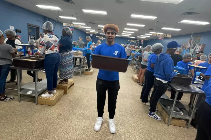 BYMOC participants volunteering