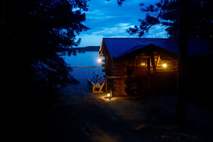 du Nord sauna at night