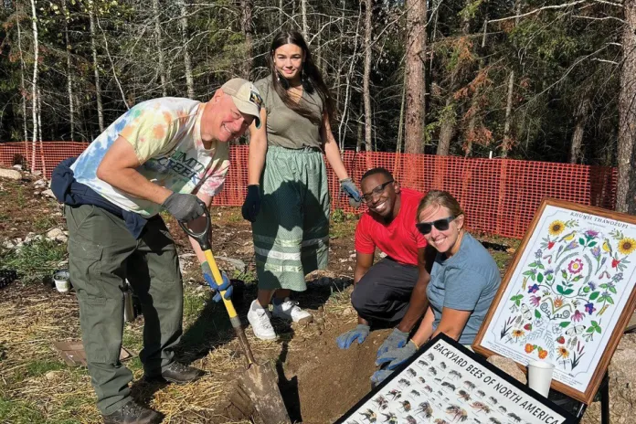 Students working in the garden at CNL.